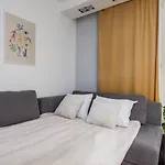 Appartement Apricot Mokotow 3 Rooms&parking