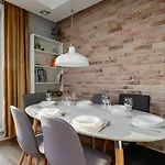 Apricot Mokotow 3 Rooms&parking Апартаменты *