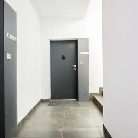 Apricot 3 Mokotow Ac&parking 아파트 *