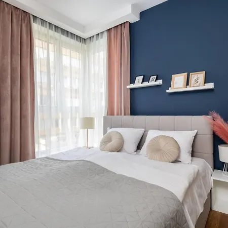 아파트 Apricot 3 Mokotow Ac&parking 바르샤바